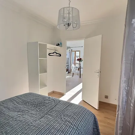 De Charme Avec Balcon Au Pied Des Commerces * 베지에